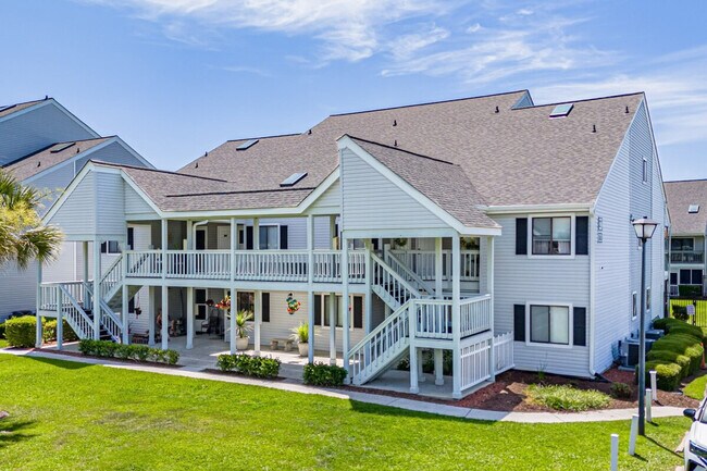 Building Photo - 27-E Colony Dr