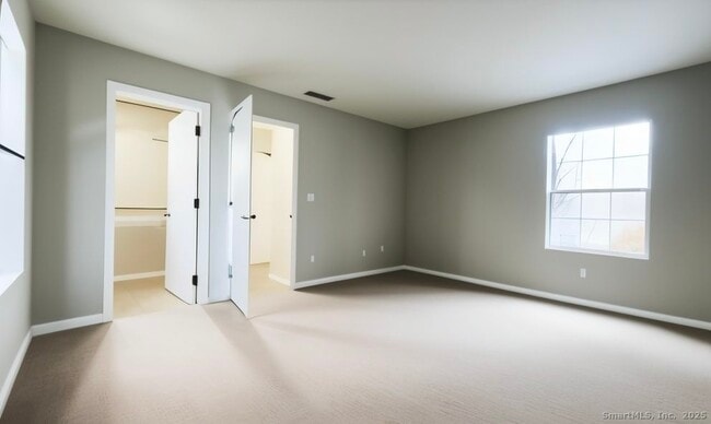 Building Photo - 68 W Main St