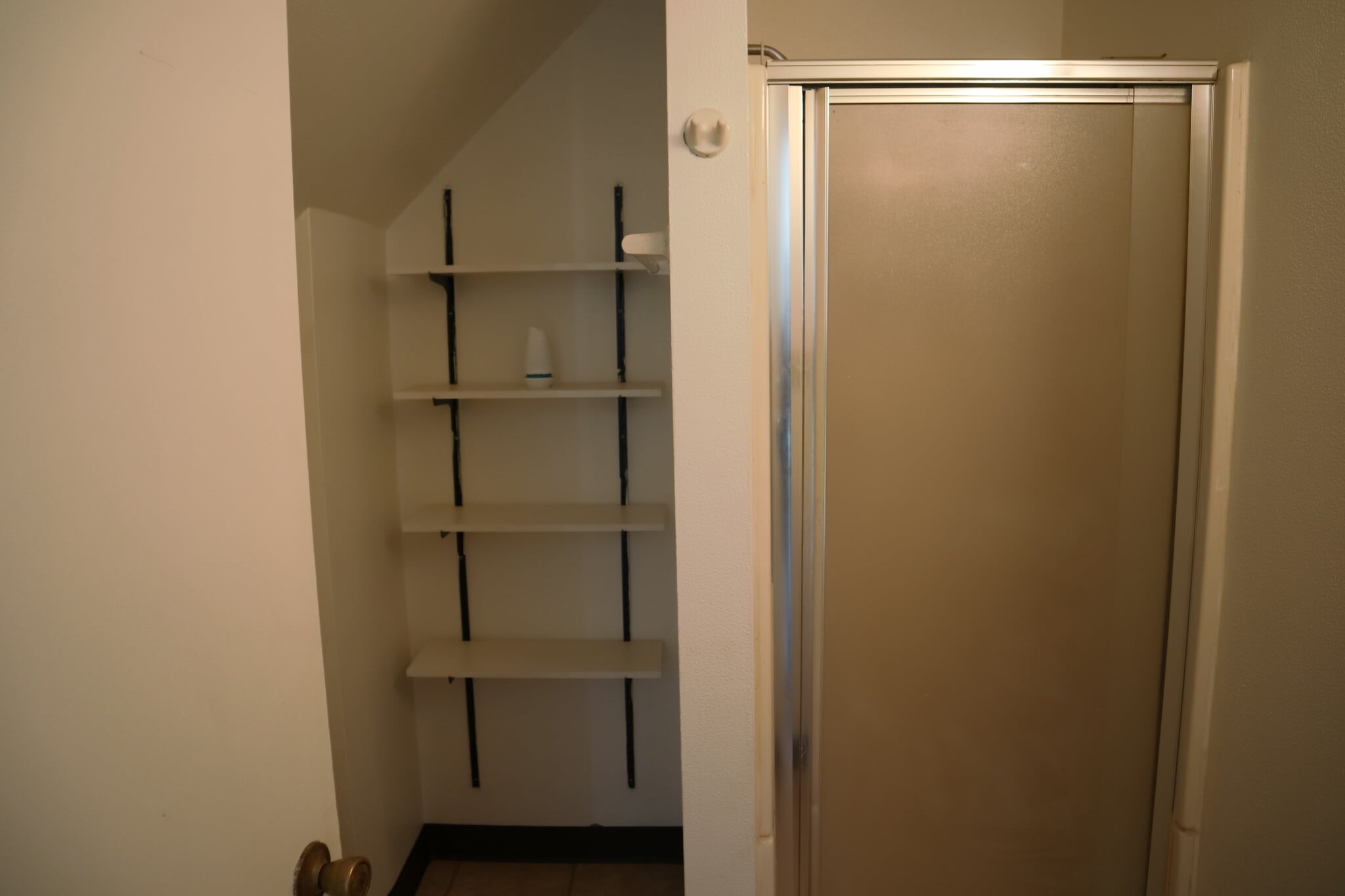 Building Photo - 241 Ash St