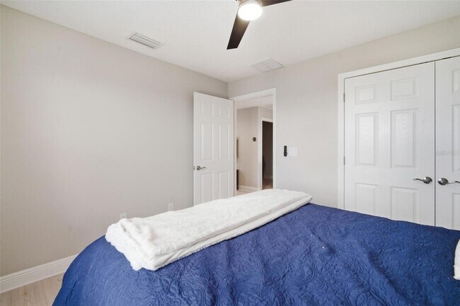 Building Photo - 6396 Roadstead Ct