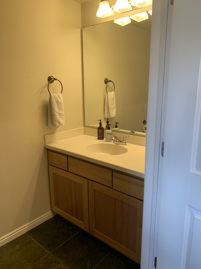 Building Photo - 5 S 500 W