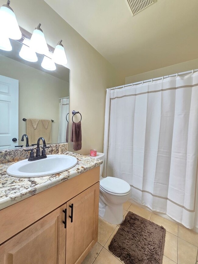 Building Photo - House for rent  | 3 Bedrooms | 2 Bathrooms...