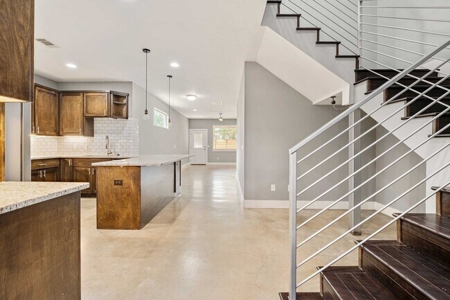 Building Photo - Contemporary 2 Bedroom, 2.5 Bath, 2-Story ...