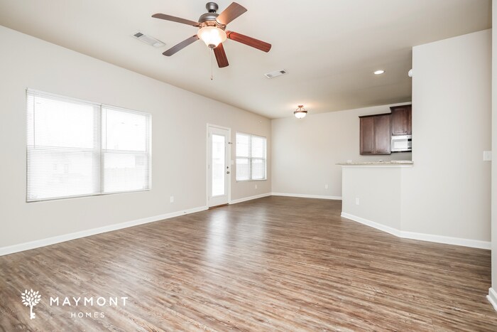 Building Photo - 437 Concord Terrace