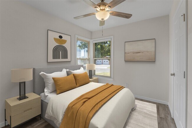 Building Photo - 2221 N Alexander St