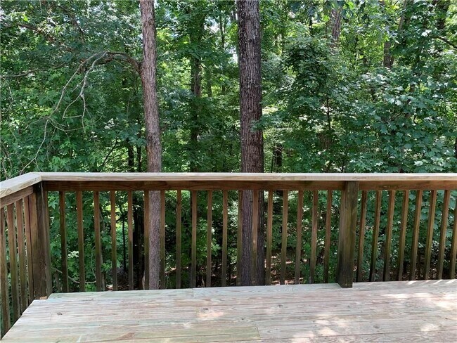 Building Photo - 530 Constellation Overlook SW