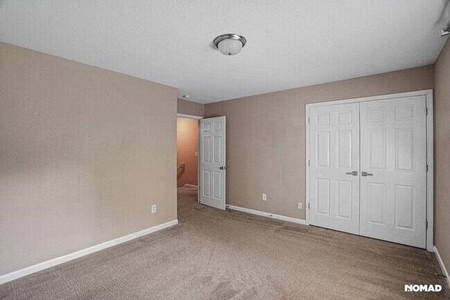 Building Photo - Charming 4BR House in Whitsett