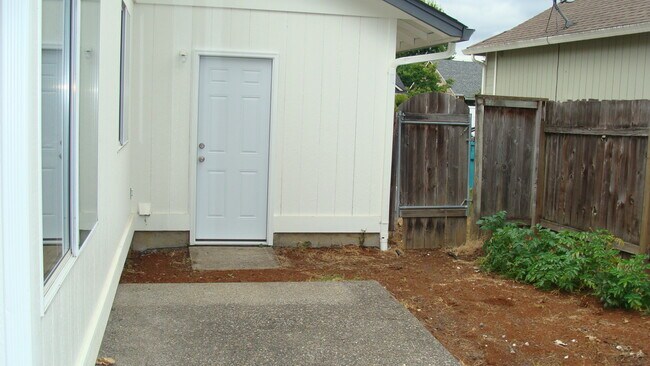 Building Photo - Charming Hazel Dell Ranch Home