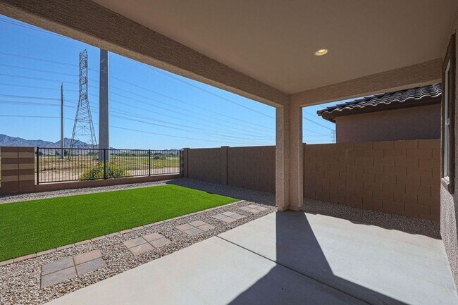 Building Photo - Alamar Living, 4 Bed, 3 Bath Rental!