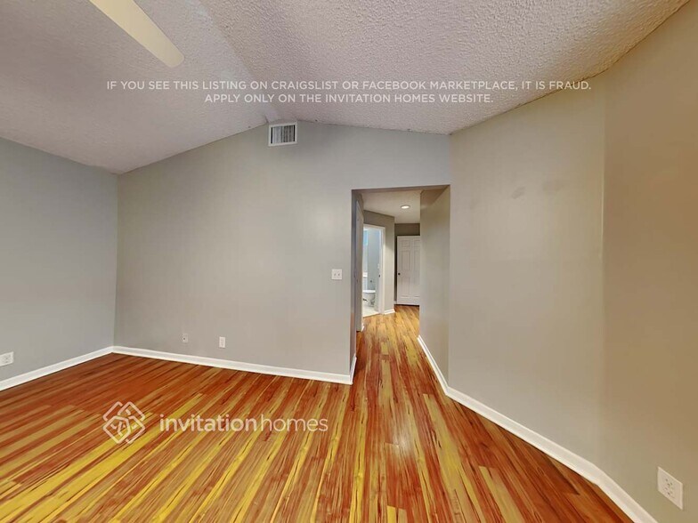 Building Photo - 10113 Oak Bark Ln