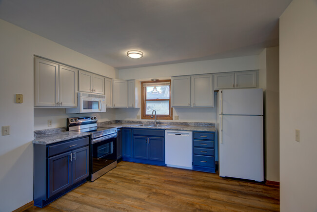 Kitchen - 2124 Purvis Ave