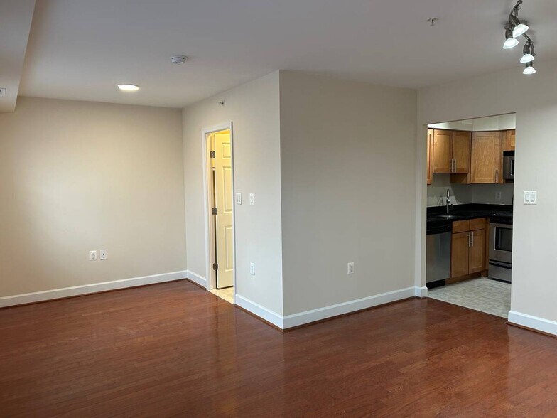 Building Photo - 3615 38th St NW