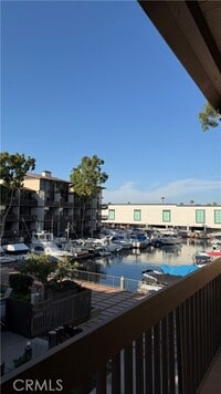 Building Photo - 7215 Marina Pacifica Dr N