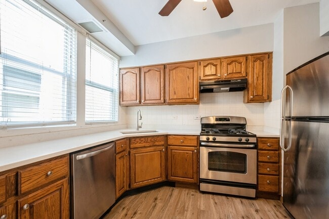 Building Photo - 1510 Pitner Ave