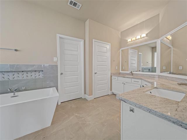 Building Photo - 1034 Pelican Dr