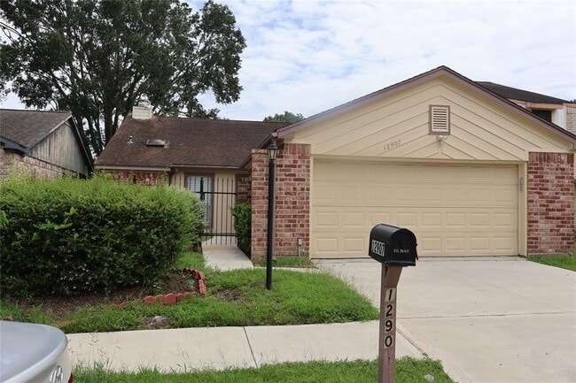 Primary Photo - 12907 Maxfield Dr