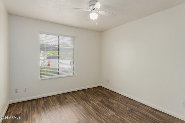 Building Photo - 5995 N 78th St