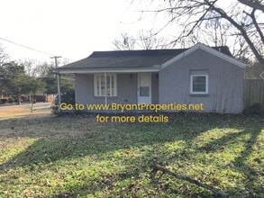 Building Photo - 732 Yowell Ave