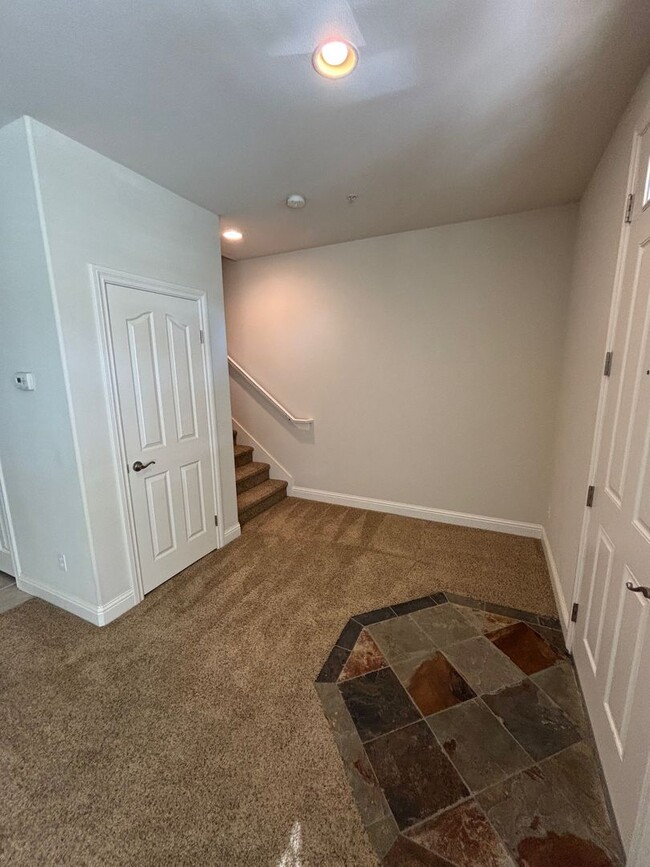 Building Photo - MOVE IN SPECIAL: $1,000.00 OFF THE FIRST M...