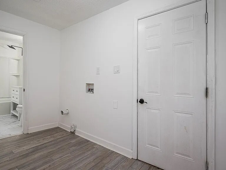 Building Photo - 1112 Hyman St