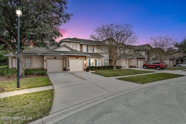 Building Photo - 336 Wooded Crossing Cir