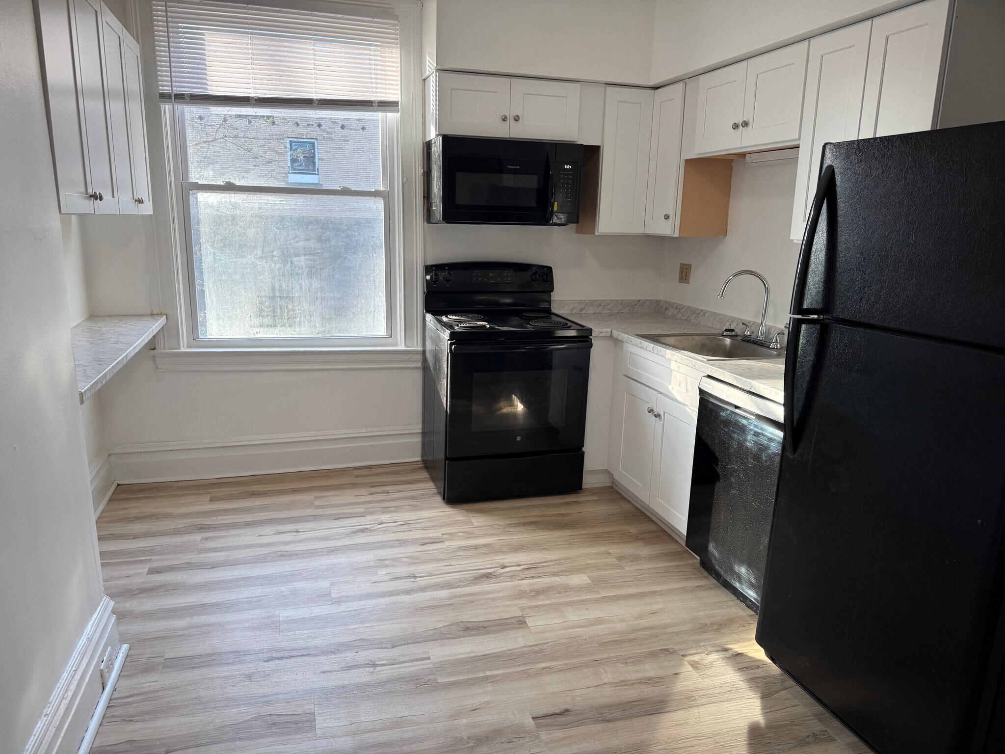 Building Photo - 5704 Darlington Rd