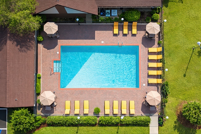 Building Photo - Woodbrook