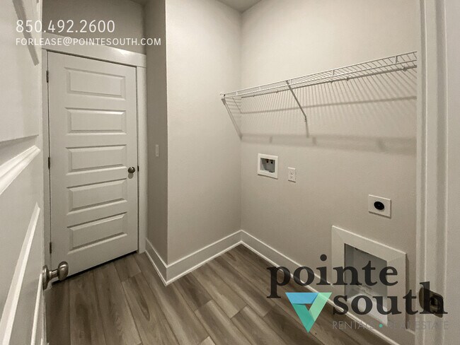 Building Photo - 324 Wickman Ave