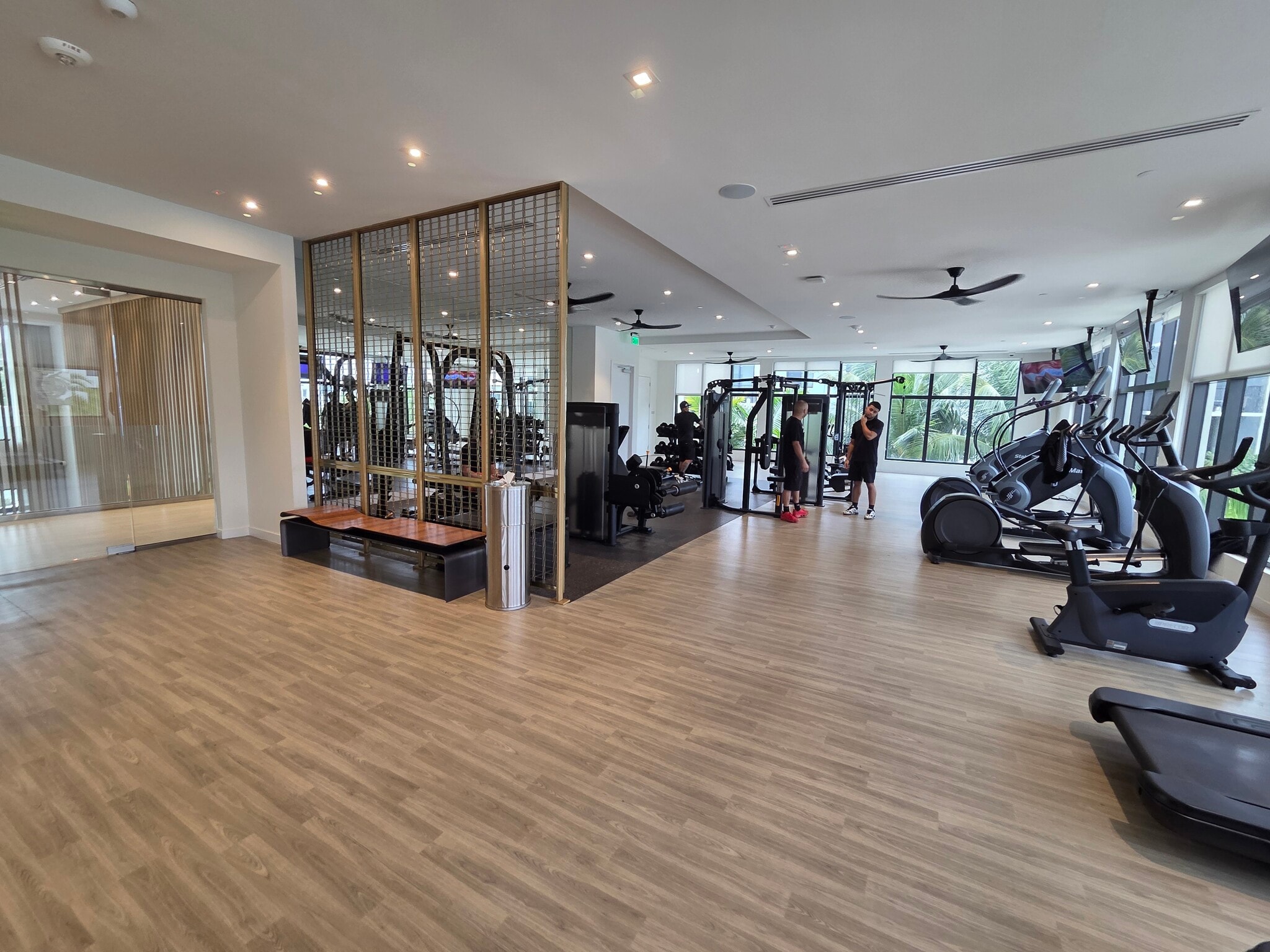 Building Photo - 685 W 72nd Pl