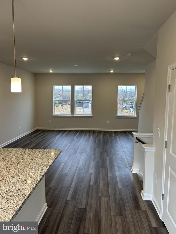 Building Photo - 211 Cooperage Rd