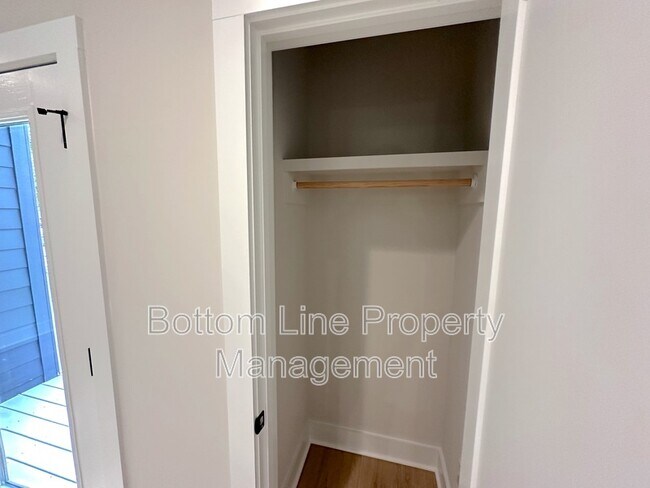 Building Photo - 1358 Briar Creek Rd
