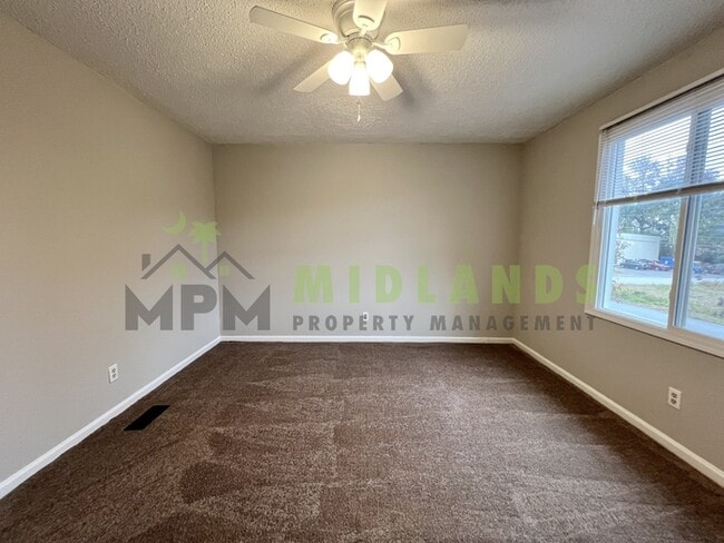 Building Photo - 204 S Cromwell St