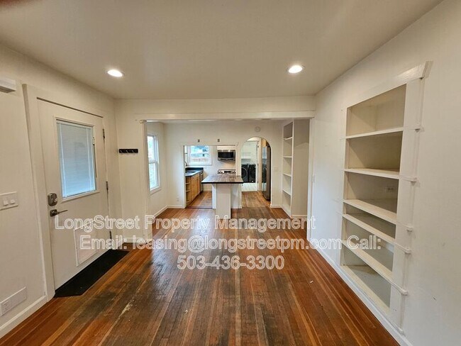 Building Photo - 7209 N Amherst St