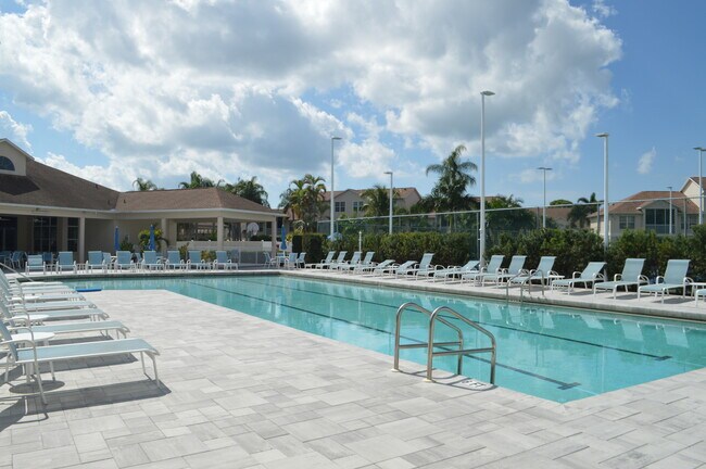 Building Photo - 8370 Wingate Dr