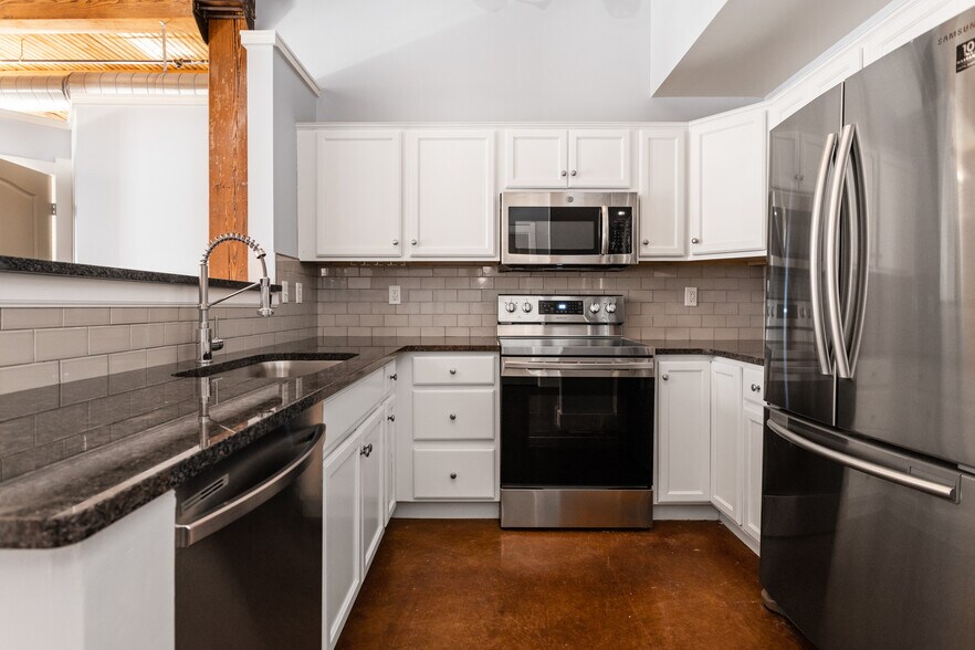 Building Photo - 55 S Harding St