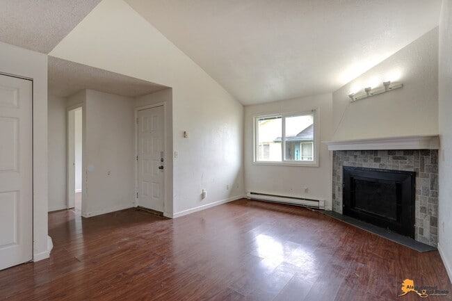 Building Photo - Charming 3 Bedroom Ranch Style Condo in East Anchorage – Ideal Location!