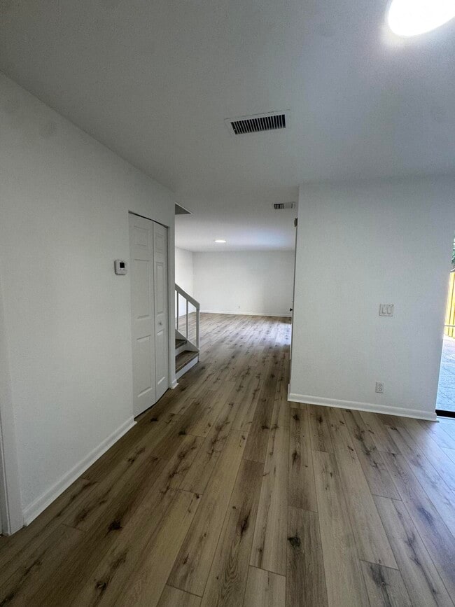 Building Photo - 172 Lake Arbor Dr