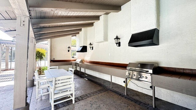 Building Photo - 28659 Vista Madera