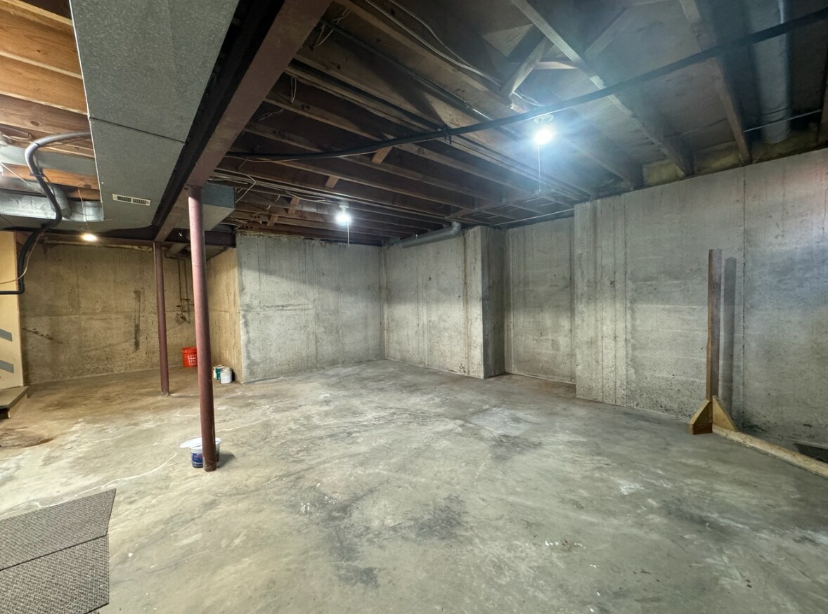 Building Photo - 3806 Pennsylvania Ave