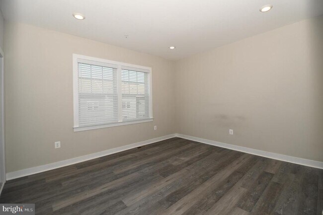 Building Photo - 8508 Randell Rdg Rd