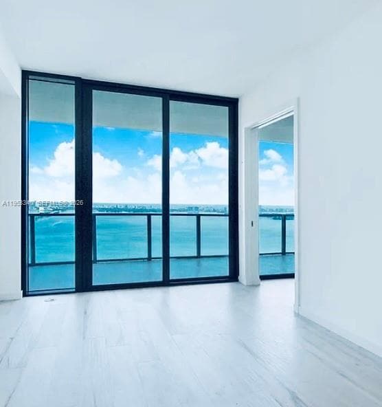 Building Photo - 480 NE 31st St