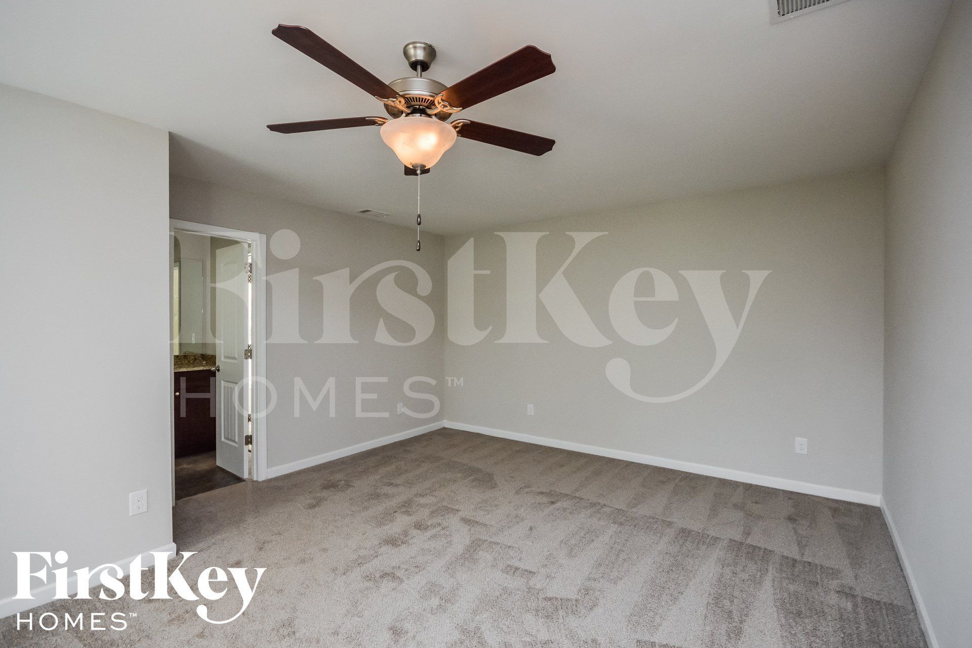 Building Photo - 145 Ascott Trace