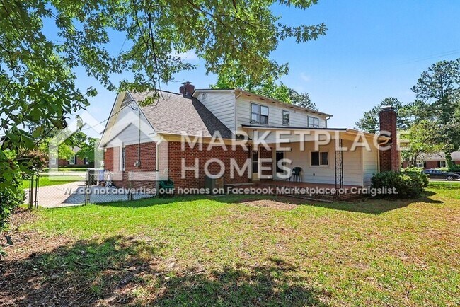 Building Photo - 2626 Trenton Rd
