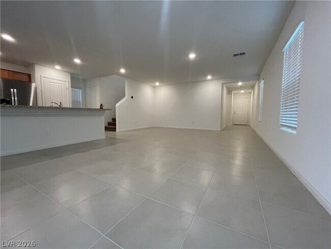 Building Photo - 9953 Cluny Ave