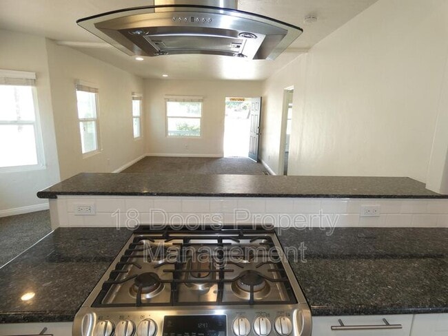 Building Photo - 4536 4th St