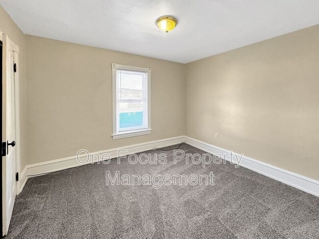 Building Photo - 1314 Dewey Ave