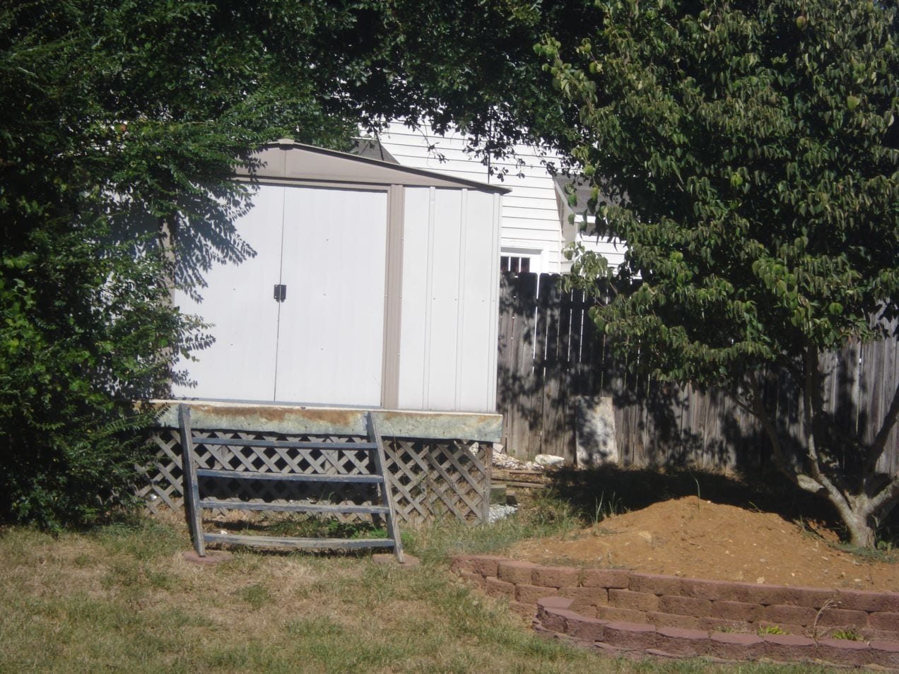 Building Photo - 14523 John Beck Dr