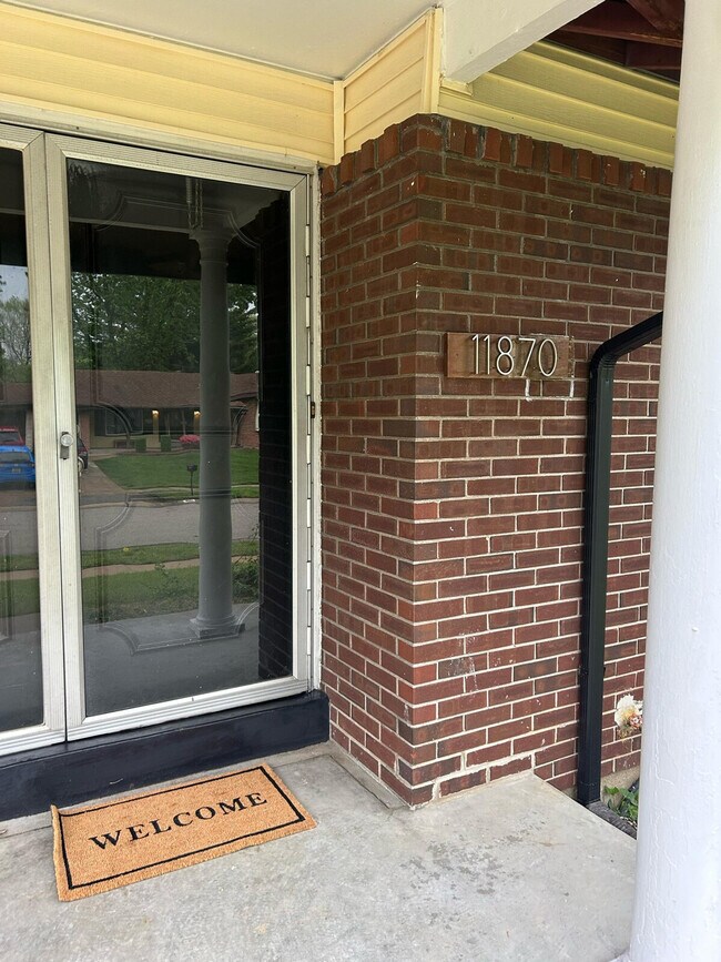 Building Photo - 11915 Brampton Hunt Rd