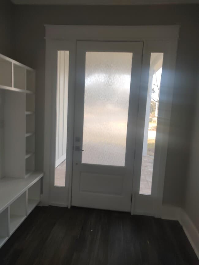 Building Photo - 3589 Esplanade Way