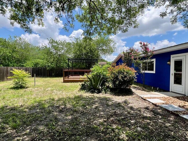 Building Photo - 3615 Electra Dr